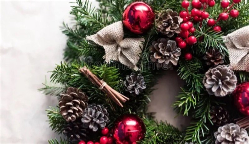 christmas craft wreath 2026